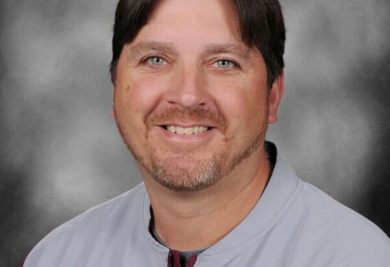 Linn-News - Staff Photo - Create Article